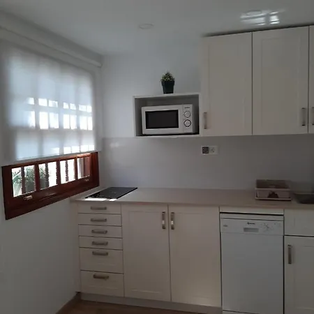 Lyra Is A New Experience, Beauty And Silence Apartment *